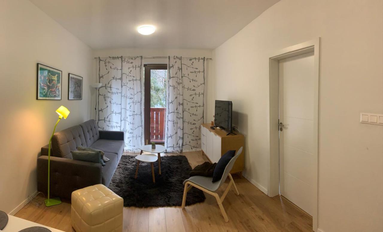 Apartman Jelen Chopok Juh-Trangoska Tale Eksteriør bilde